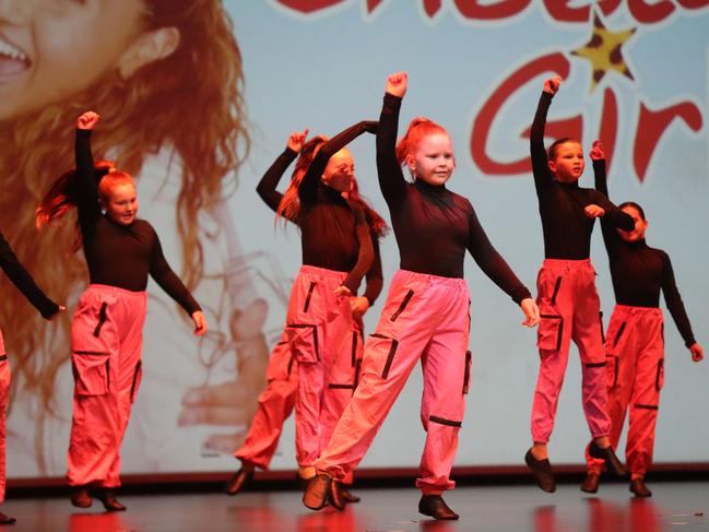 Karen Feldman Dance Studio performance: Lara, Armstrong Creek Acro and Inverleigh students. Picture: Alan Barber