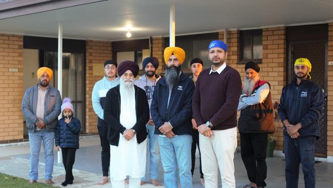 Sikh community members are asking for funding for a Gurdwara (temple) in Mildura. Pictured: (Left to Right back row) Manpreet Singh, Manmeet Kaur, Ranvir Singh, Preet Kamal Singh Ghumaan, Amanjot Singh, Balvir Singh, Jasjeet Singh Brar. (Left to right front row) Bhai Tarlok Singh , Kamaljit Singh Grewal, Baljinder Singh Sandhu. Picture: Else Kennedy