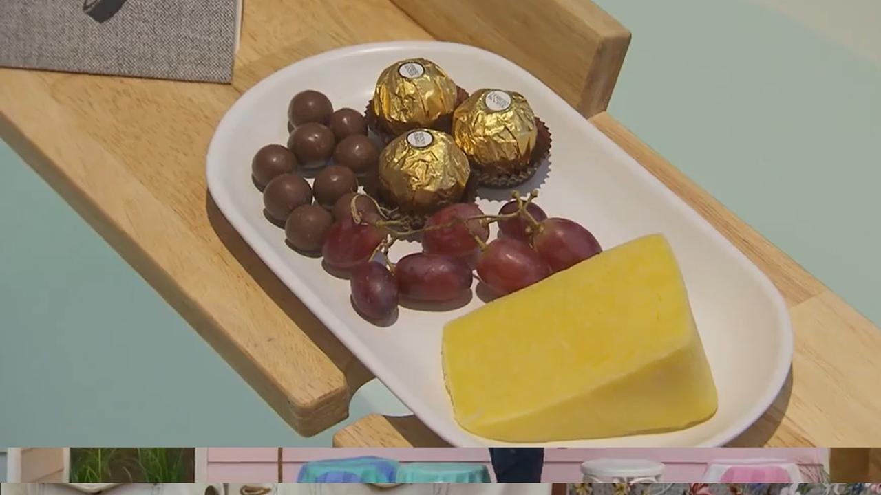 That controversial bathroom cheeseboard! Picture: supplied, Channel 9