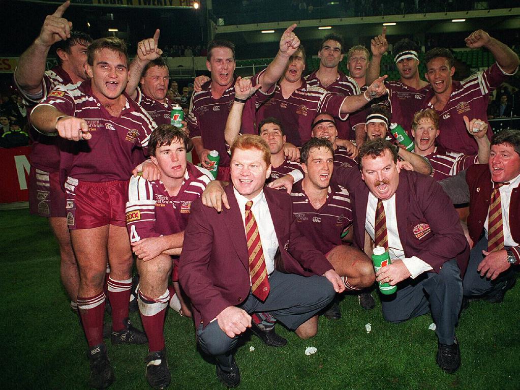 Jubilant Queensland team with coach Paul "Fatty" Vautin after winning second game at MCG in the 1995 State of Origin series.