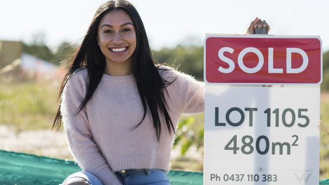 Trainee nurse Sam Formby has bought her land and will cash in on a $25,000 federal government home builder grant, offered during the coronavirus.