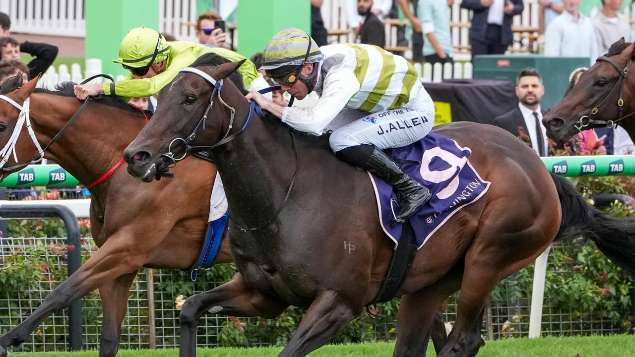 Skybird proves doubters wrong in Lightning Stakes shock