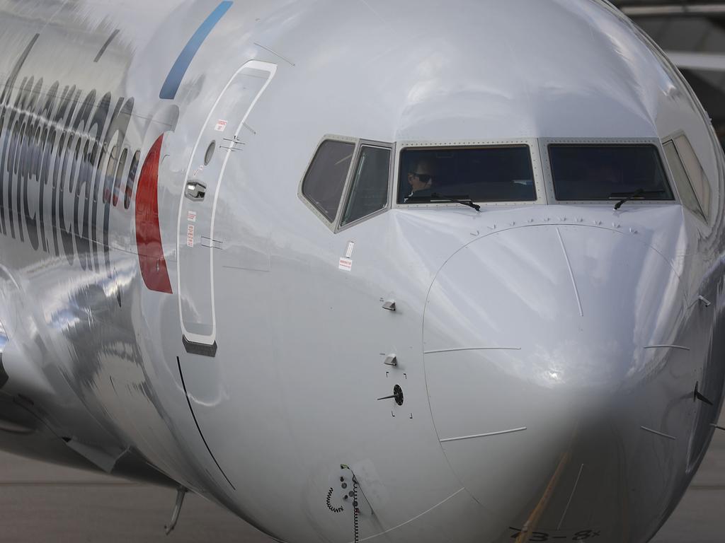 Boeing 737 MAX 8: Grounding causes chaos for North America flights ...
