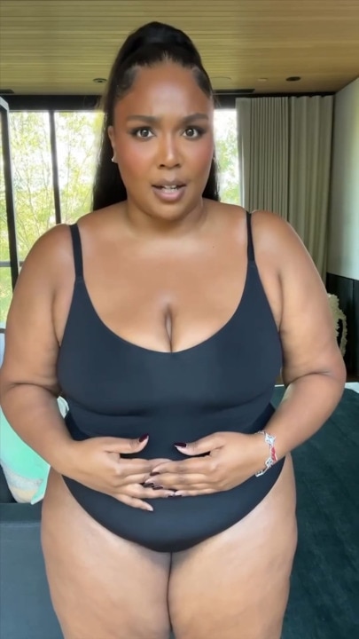 Lizzo shows off weight-loss in latest video