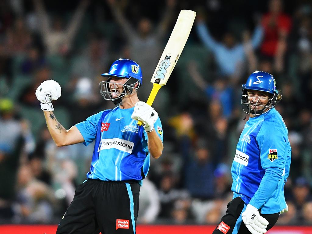 Matt Short celebrates a century during BBL12. Picture: Mark Brake/Getty Images