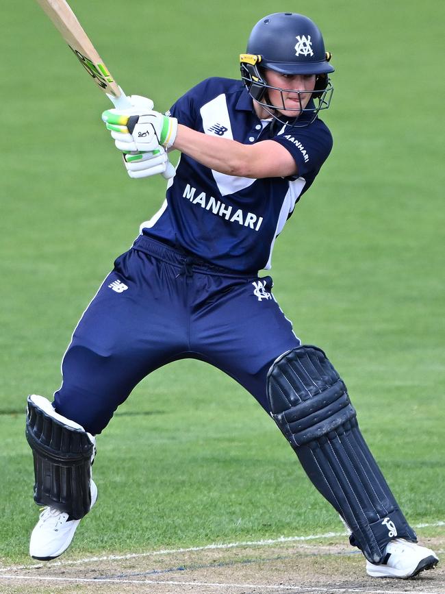 Sophie Reid in action for Victoria.