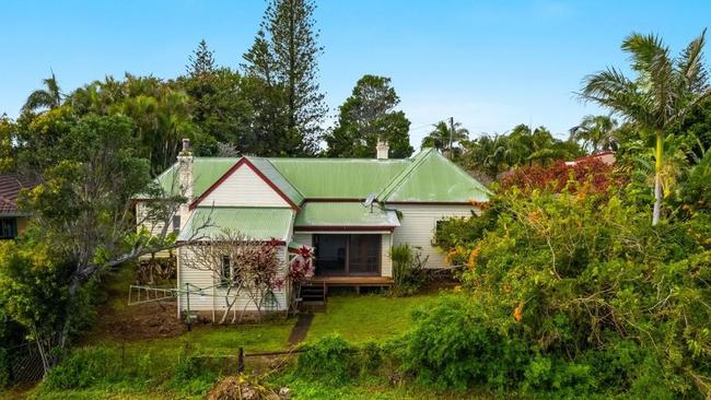 The Lennox Head School House on North Creek Rd was sold by Elders Lennox Head.