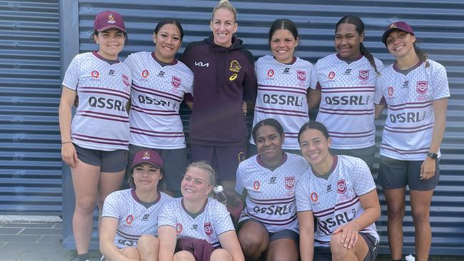 Queensland Schoolgirls with Ali Briggenshaw.