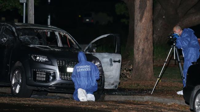 Forensic police at the scene of Pasquale Barbaro’s murder. Picture: Bill Hearne