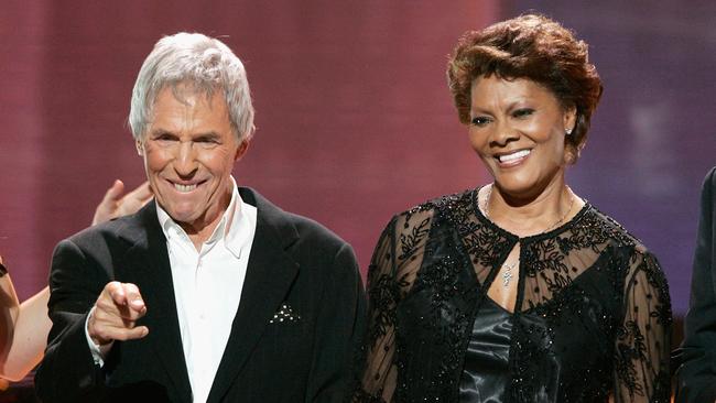 US composer Burt Bacharach and singer Dionne Warwick perform during the American Idol Season 5 Finale in Hollywood in 2006.