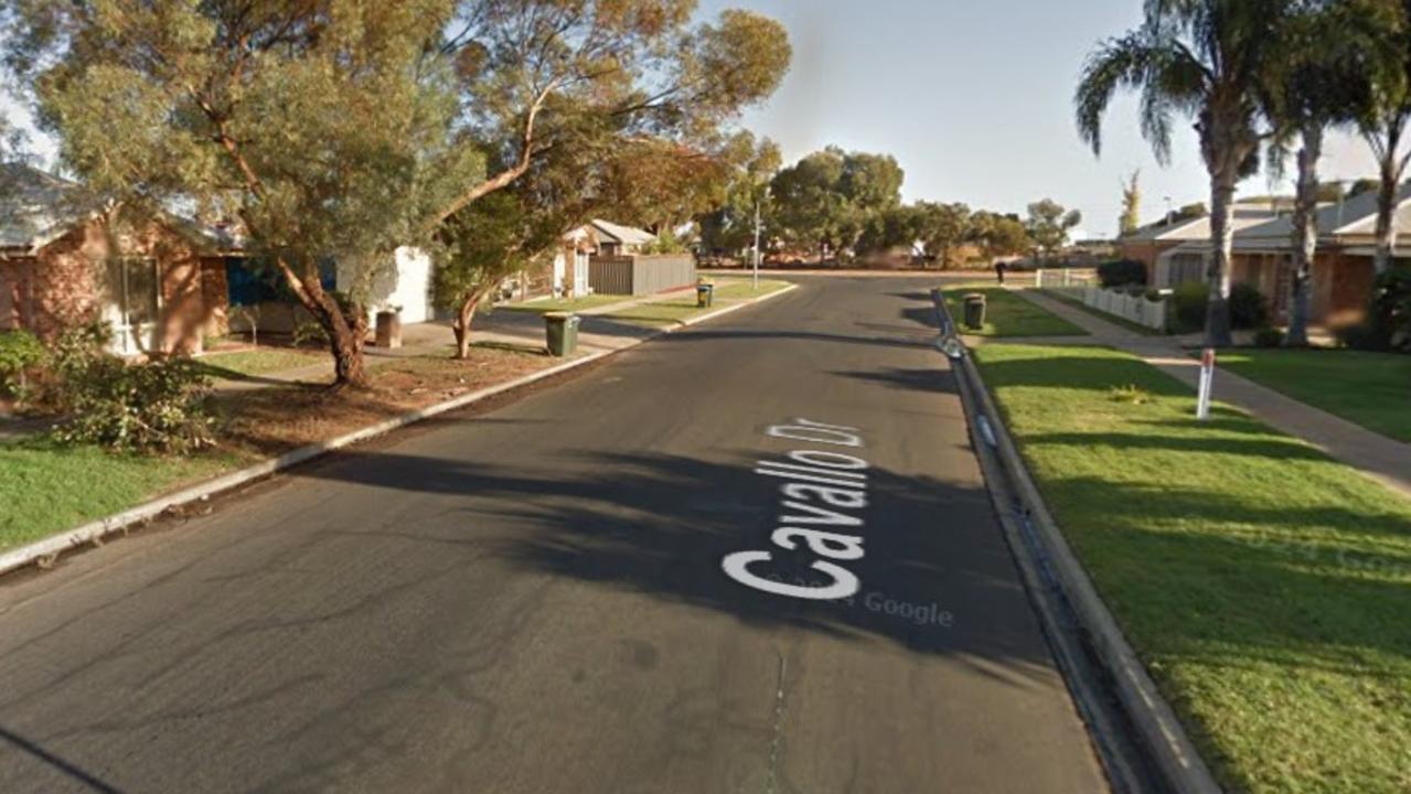 Wild Mildura druggie smashes windows, spits in cop’s face