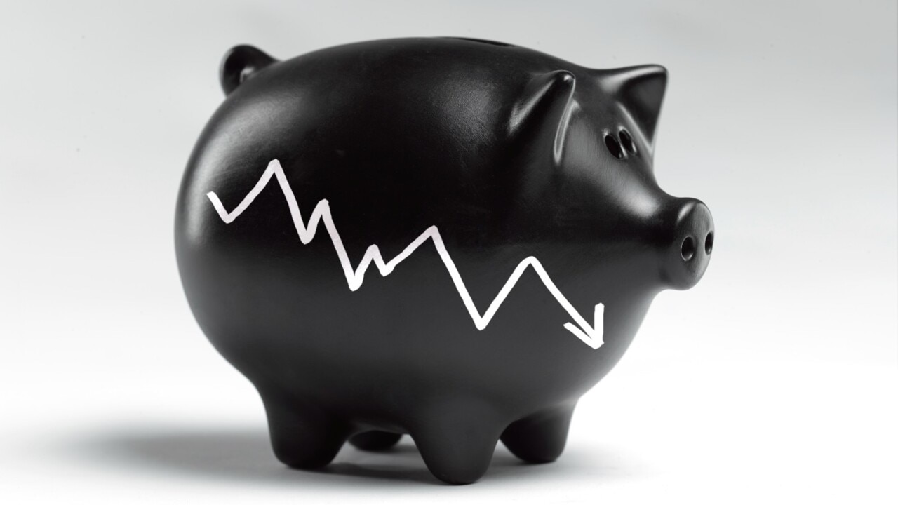 Economists warn Australian economy could fall into damaging recession