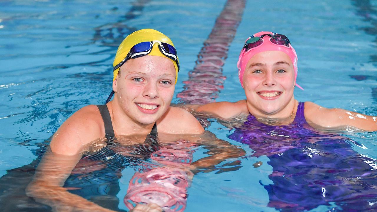 Concordia College swimmers Lisa Richards and Abby Denning.