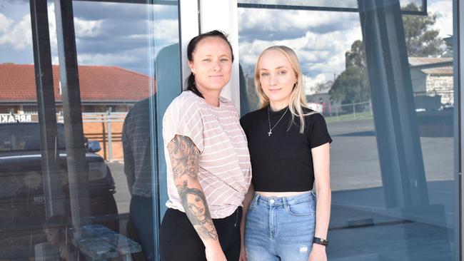 Shakii Clarkson (right) with mum Tammy at Sassy Little Beauty. Photo: Madison Mifsud-Ure / Warwick Daily News