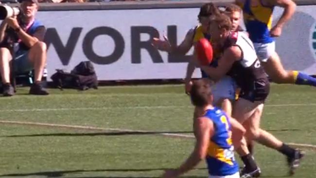 Tom Jonas’ hit on Jai Culley. Picture: Fox Footy