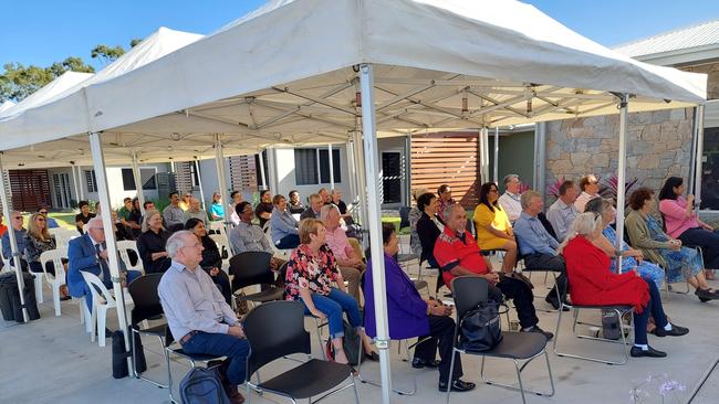 A sizeable crowd of dignitaries, elders and stakeholders gathered for the opening of the multifunctional, transitional health facility in Rasmussen. Picture: Leighton Smith.