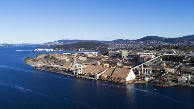 Derwent River with Nyrstar zinc works in the foreground.