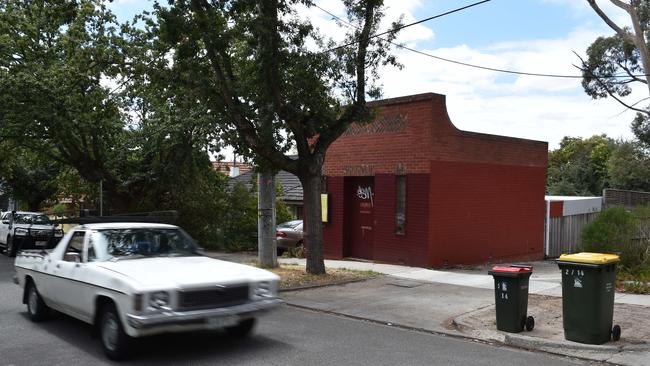 The front wall of the station would be recessed to make space to keep the house’s bins. Picture: Andrew Batsch