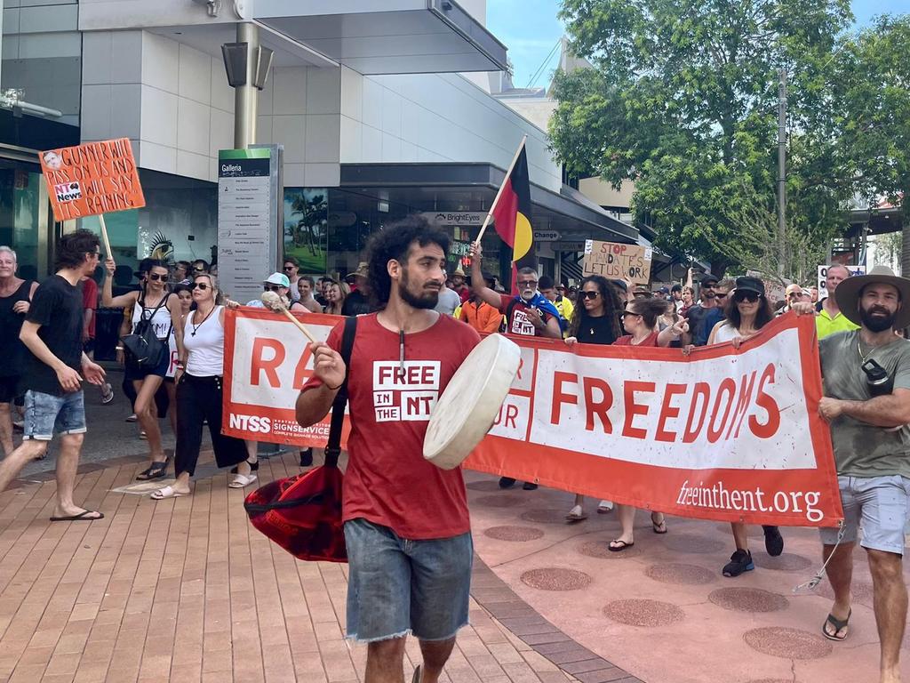 Protesters at the freedom rally in Darwin CBD on October 30, 2021. Picture: Amanda Parkinson