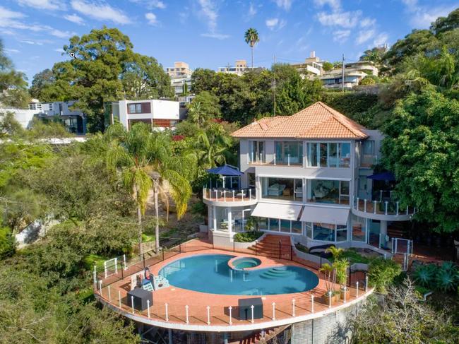 Real Estate: 21 and 23 Parriwi Rd, Mosman