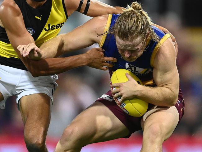 The Tigers just couldn’t get a hold of veteran Lions jet Daniel Rich. Picture: Getty Images