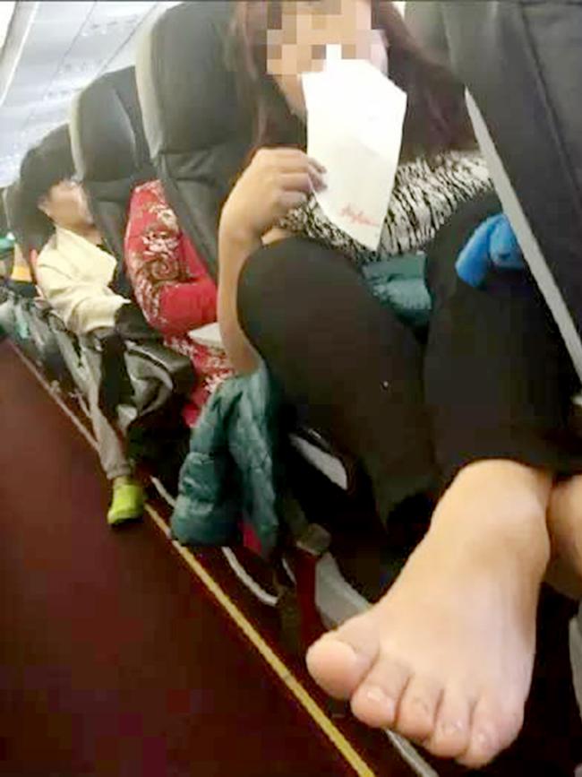 The cabin of an aeroplane packed in like sardines is not the pace to air your feet.