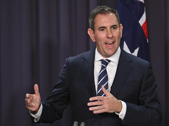 CANBERRA, Australia - NewsWire Photos - September 30, 2024: Treasurer Jim Chalmers and Finance Minister Katy Gallagher hold a press conference about the Final Budget Outcome released today at Parliament House in Canberra. Picture: NewsWire / Martin Ollman