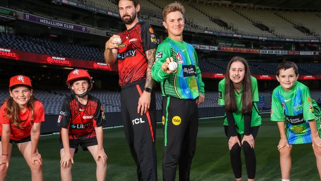 Kane Richardson from The Renegades and Adam Zampa from The Stars Picture: Ian Currie