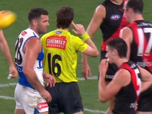 The umpire changes his mind on Thursday night. Picture: Fox Footy