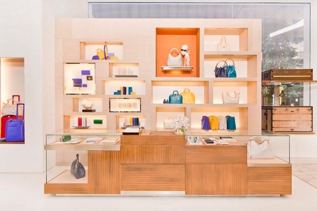 Louis Vuitton new flagship store in Queen St., Australia 