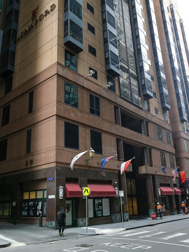 The Stamford Plaza Hotel in Little Collins St. has been closed due to an outbreak of COVID-19. Picture: Ian Currie