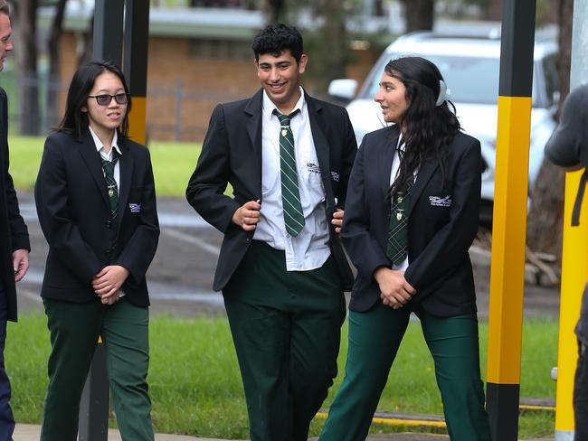 SYDNEY, AUSTRALIA -NewsWire Photos APRIL 03 2023 - NSW Premier Chris Minns meets the students of Condell park High School ahead of a press conference in Sydney. Picture: NCA Newswire / Gaye Gerard