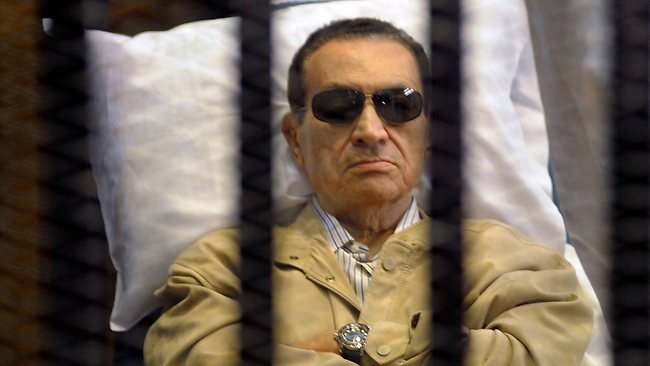 TOPSHOTS 2012-EGYPT-POLITICS-TRIAL-MUBARAK