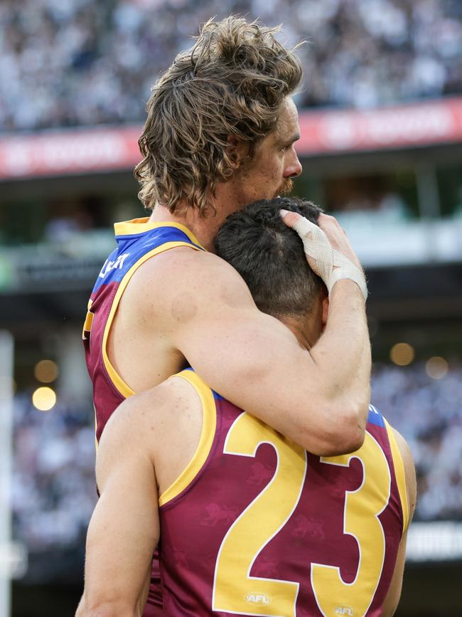 Joe Daniher with Charlie Cameron after the siren. Photo by Russell Freeman/AFL Photos via Getty Images.