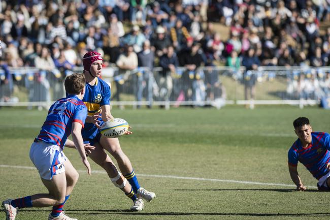 Harry Newnham passes the ball for Toowoomba Grammar during the 2023 school season.