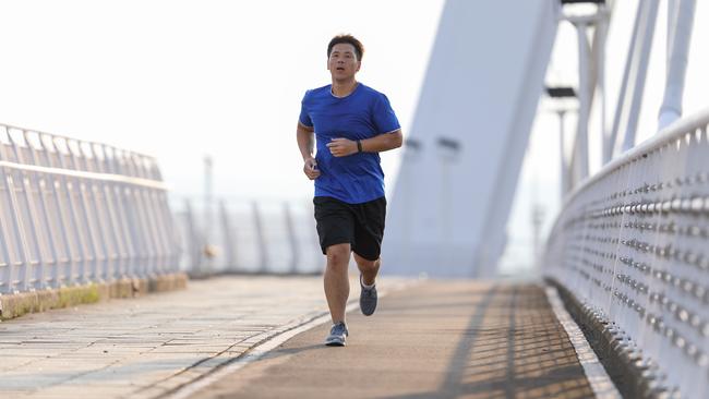 An hour of running is better for weight loss than high-intensity interval training.