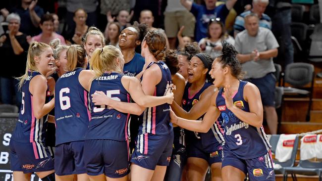 Adelaide Lightning celebrates its semi-final win. Picture: Naomi Jellicoe