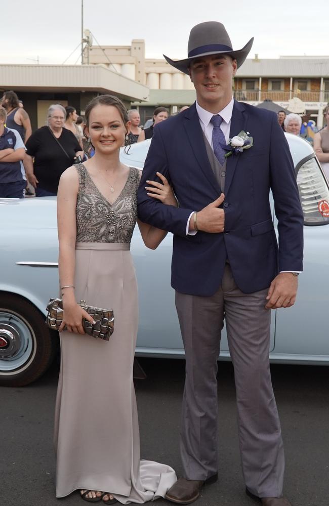 Hannah Needer and Jack Thompson arriving at the 2023 Kingaroy State High School formal.