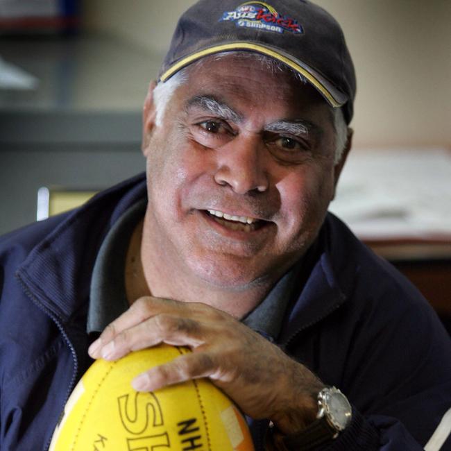 Australian Football Indigenous Team of the Century - nominated Tasmanian Des James