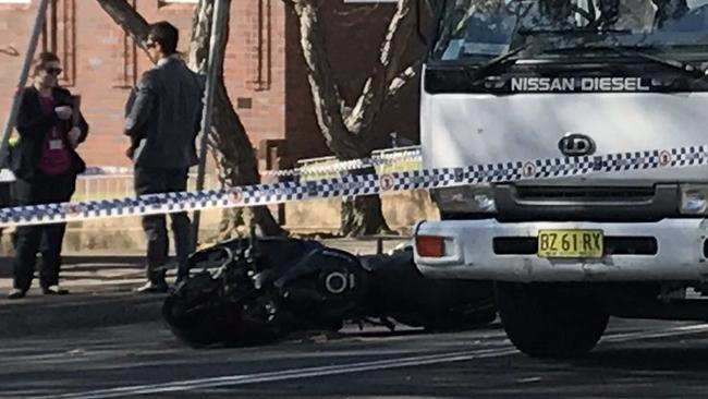 Motorcyclist Killed After Crashing Into Barrier In Bondi Junction ...