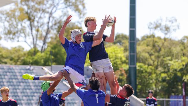 Buildcorp Emerging Reds Cup action from the day one match between Queensland Country Under-14s and Brisbane Junior Rugby Union Under-14s. Picture credit: QRU Media/ Erick Lucero.