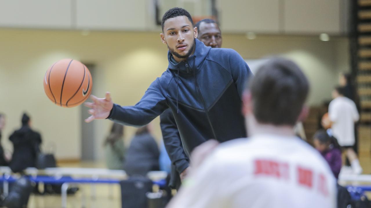 NBA star Ben Simmons attracts fans to Wantirna South clinic | Herald Sun