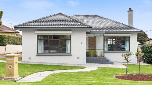 1 Robin St, Mount Gambier sold for $380,000. Picture: realestate.com.au