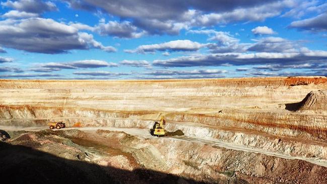 CU River’s iron ore mine at Cairn Hill.