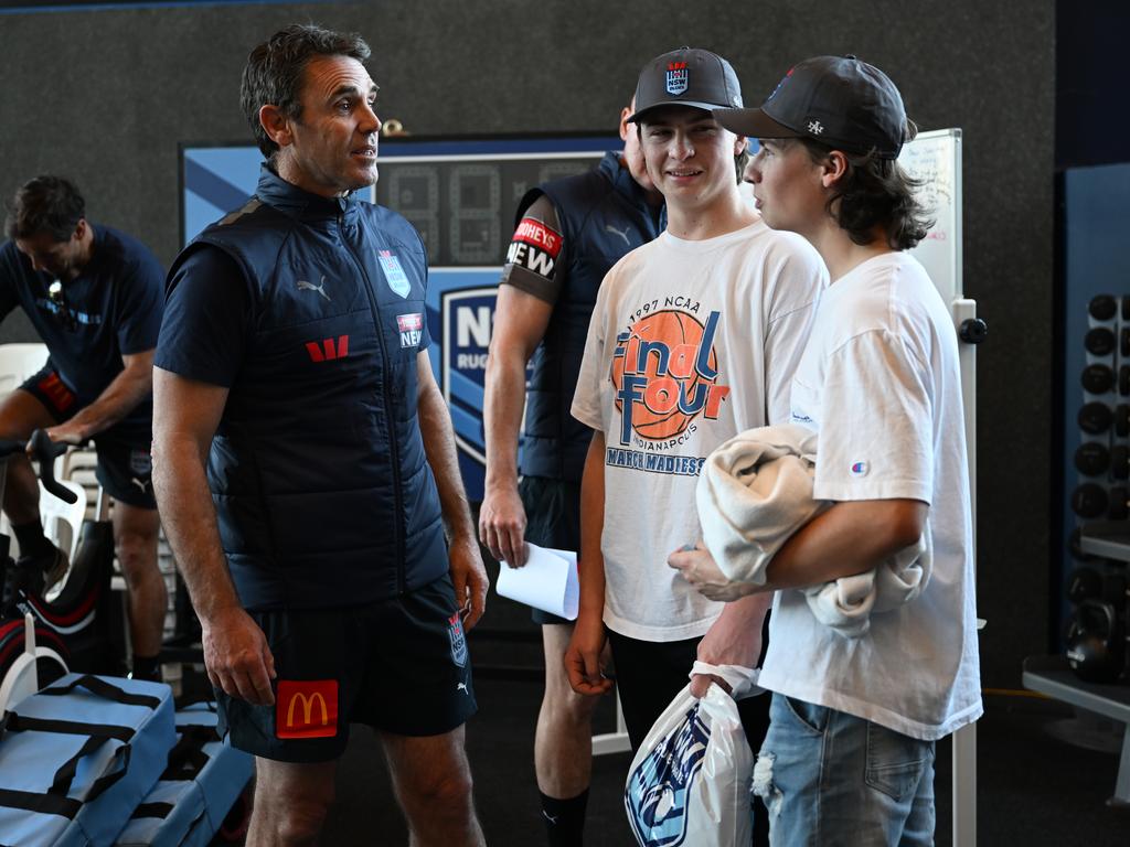 Brad Fittler with Daniel Anderson's sons Cooper and Spencer.