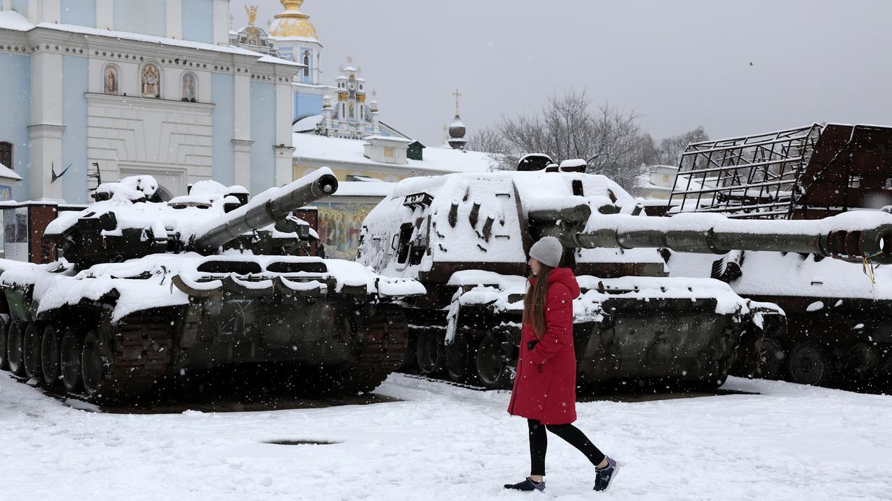 A photo taken of Mykhailivs'ka Square in Kyiv on November 19, as snow begins to fall. Picture: Jeff J Mitchell/Getty Images