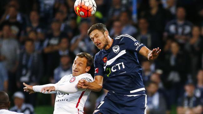 Melbourne Victory defender Matthieu Delpierre has retired.