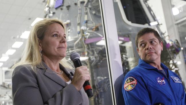 SpaceX president Gwynne Shotwell with astronaut Bob Behnken.