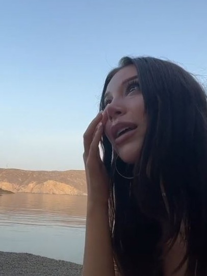 OnlyFans star Mikaela Testa broke down on a beach in Mykonos. Picture: TikTok/@mikaelatesta