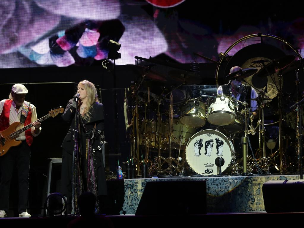 Fleetwood Mac Sydney concert review Australia tour starts with a bang
